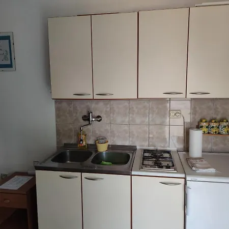 Srima Apartamento *